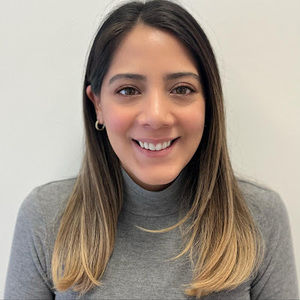 Meet your Posher, Daniela